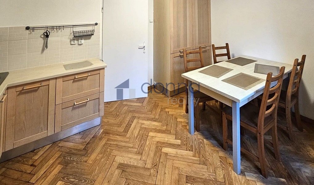 Pronájem ubytovacího objektu 175 m², Praha – náhled fotky 3