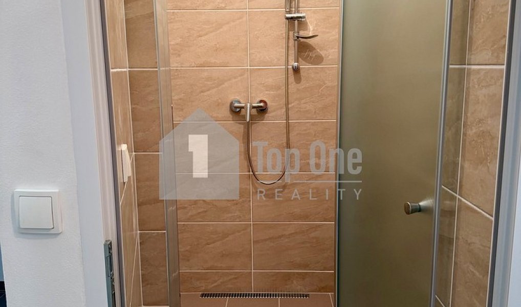 Prodej kanceláře 135 m², Praha – náhled fotky 17