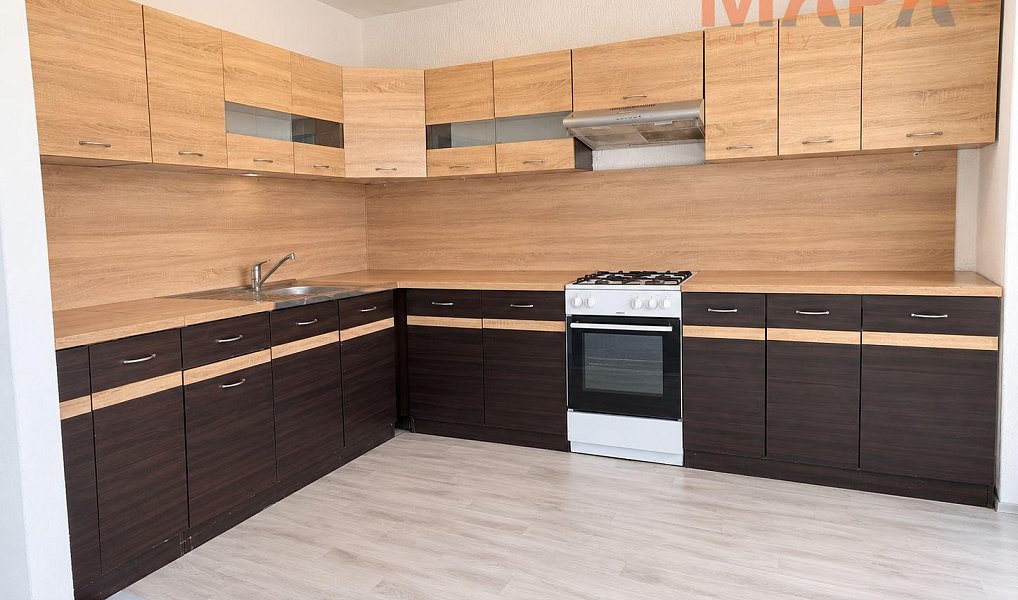 Prodej bytu 3+1, 56 m², Most