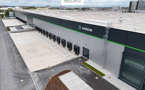 Pronájem výrobních prostor 9 775 m², K pérovně, Praha 10 - Hostivař