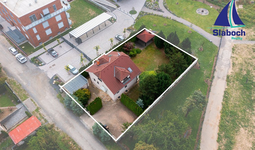 Prodej domu 198 m² s pozemkem 641 m², Praha – náhled fotky 44
