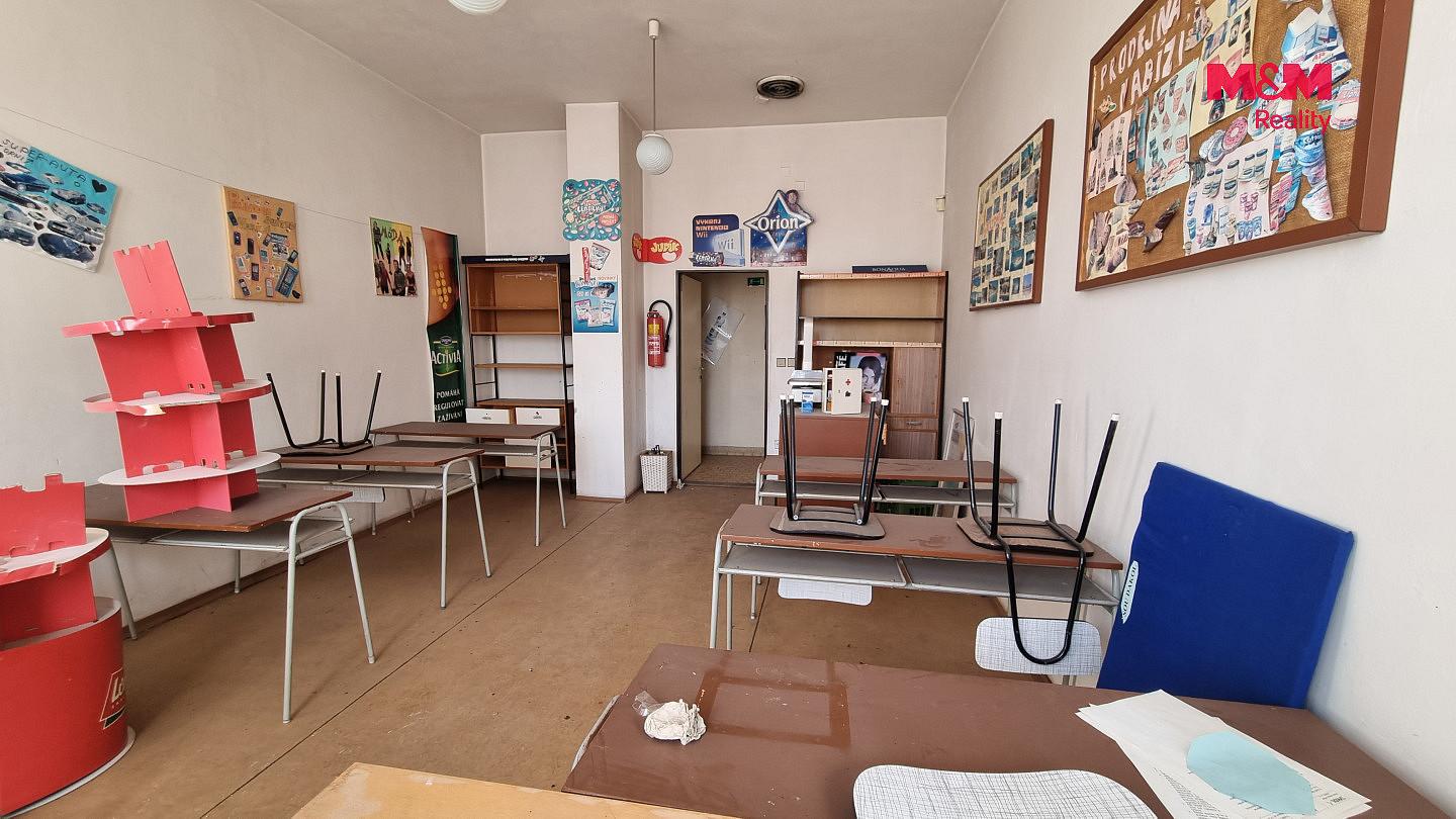 Pronájem kanceláře 237 m² – fotografie 5