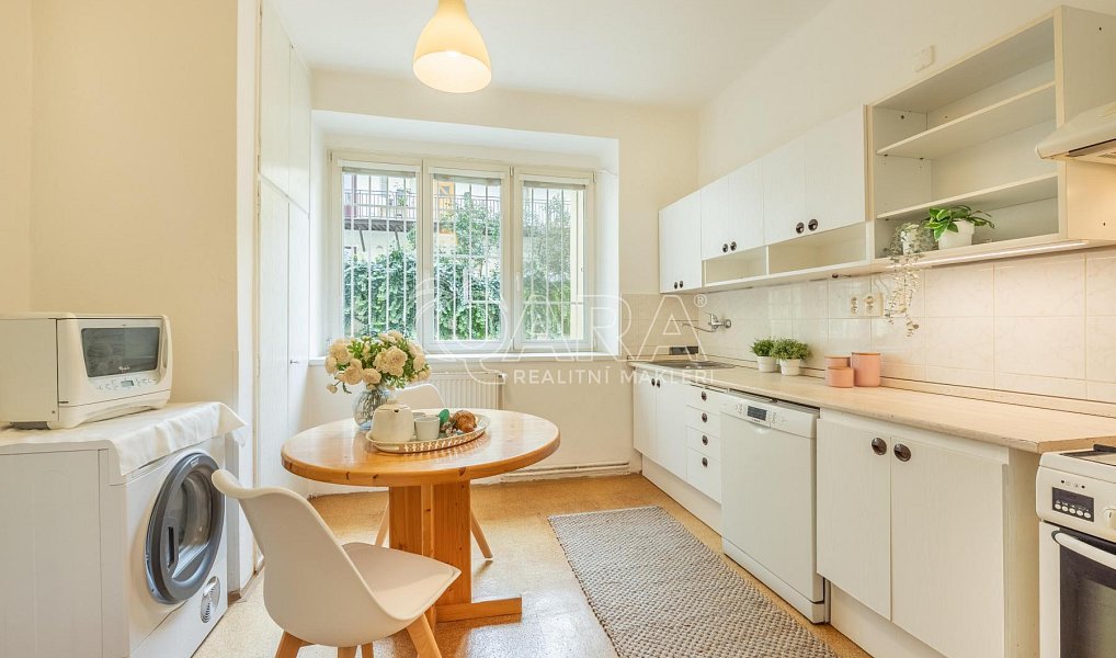 Prodej bytu 2+1 64 m², Praha – náhled fotky 13