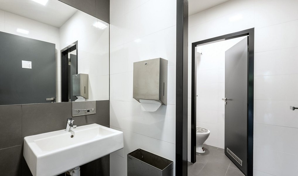 Pronájem kanceláře 416 m², Praha – náhled fotky 6
