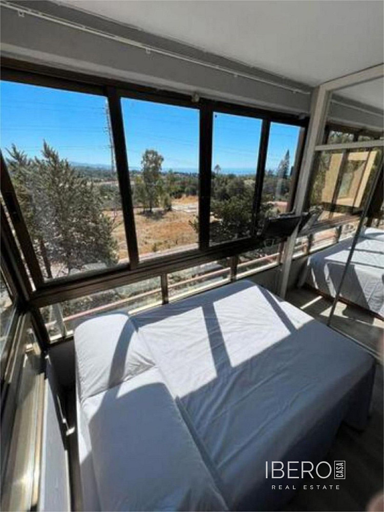 Piso 1+kk – Nueva Andalucía - Vista 2