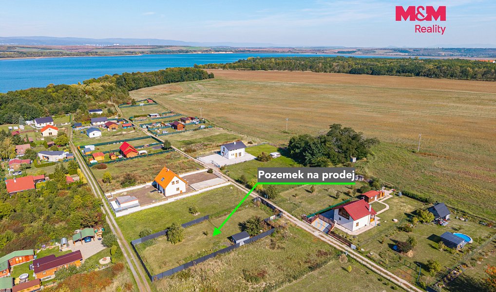 Prodej stavebního pozemku 943 m², Chbany – náhled fotky 2