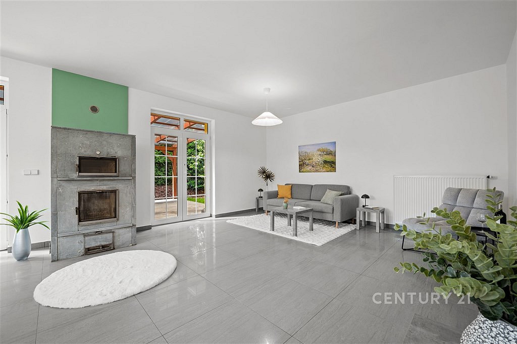 Prodej domu 252 m² s pozemkem 843 m² – pohled 6