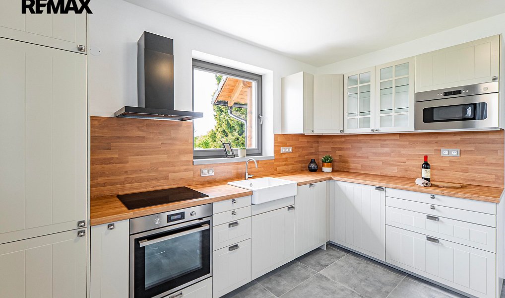 Prodej domu 120 m² s pozemkem 1 013 m², Bukovany – náhled fotky 2