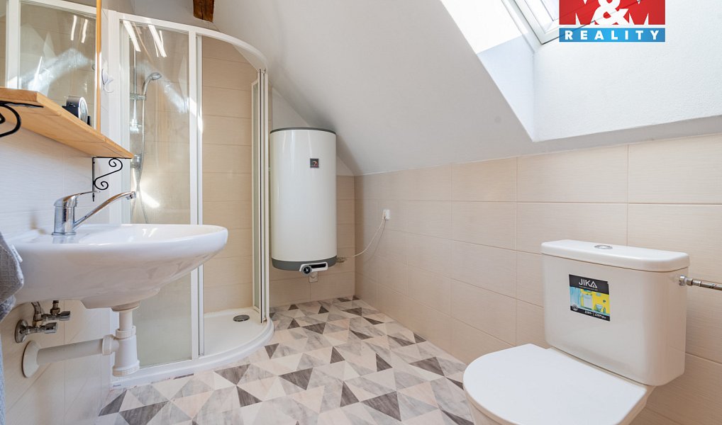 Prodej domu 245 m² s pozemkem 13 625 m², Žirovnice – náhled fotky 22