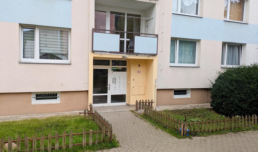 Prodej bytu 2+1 61 m², Krupka – náhled fotky 29