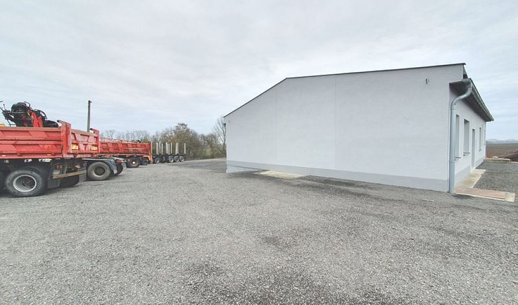 Pronájem obchodních prostor 237 m², Tovačov – náhled fotky 10