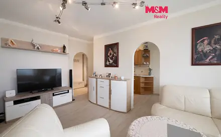 Prodej bytu 3+1 72 m², Parmská, Praha 10 - Horní Měcholupy