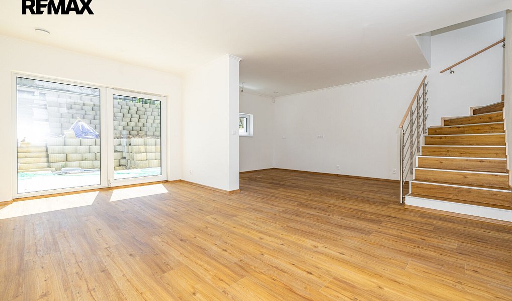 Prodej domu 149 m² s pozemkem 300 m², Košťany – náhled fotky 7
