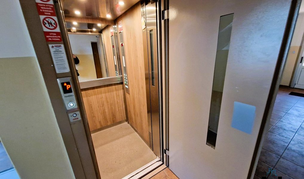 Pronájem bytu 1+kk 26 m², Most – náhled fotky 14