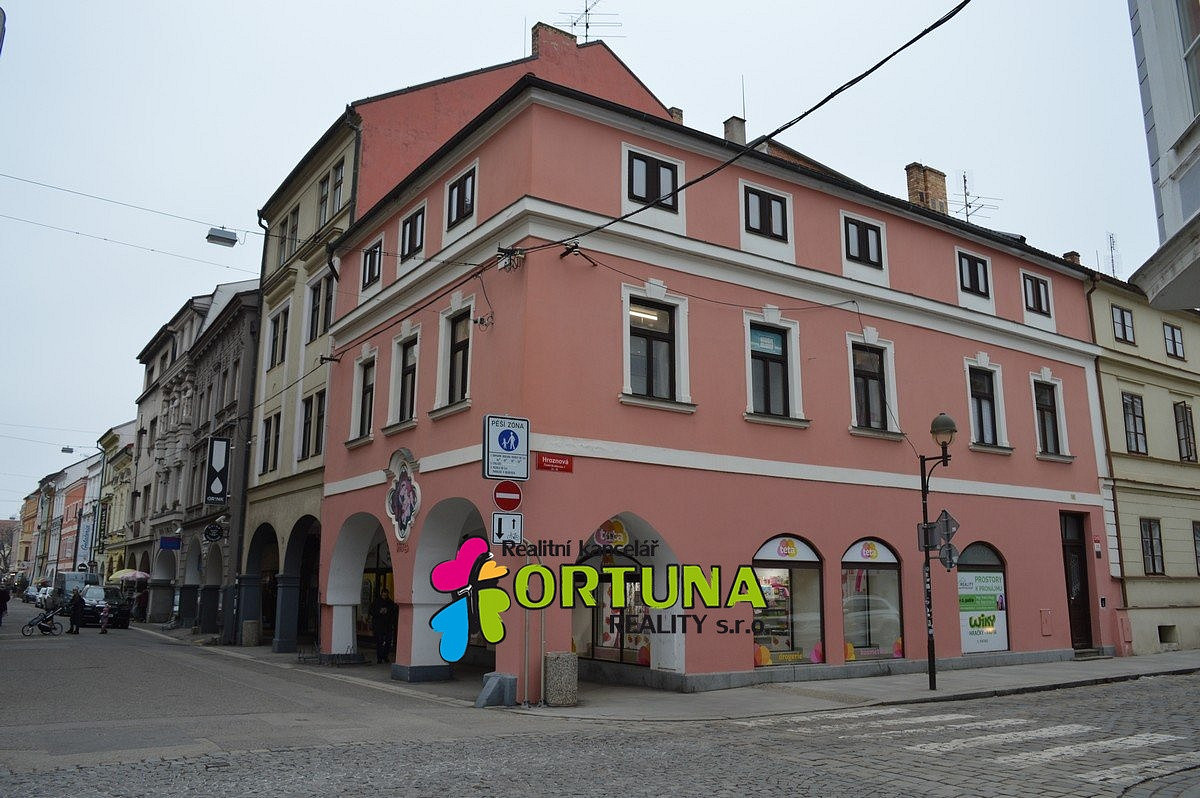 Prodej obchodních prostor 1 563 m²