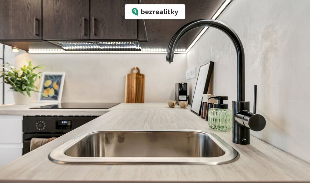 Prodej bytu 2+kk 40 m², Praha – náhled fotky 11