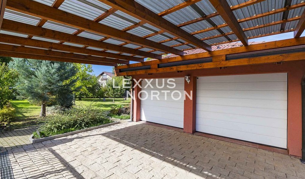 Prodej domu 316 m² s pozemkem 1 084 m², Úhonice – náhled fotky 17