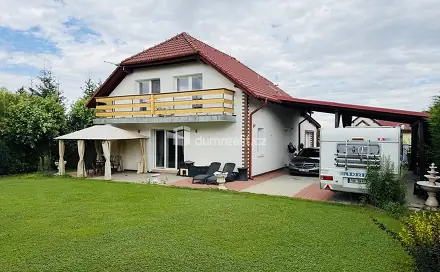 Prodej domu 120 m² s pozemkem 604 m², Hradešín, okres Kolín