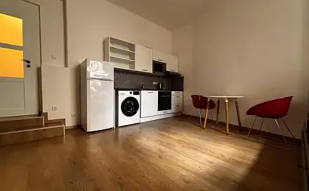 Pronájem bytu 1+kk 29 m², Říční, Praha 1 - Malá Strana