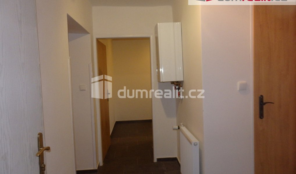 Pronájem bytu 2+1 60 m², Chocerady – náhled fotky 8