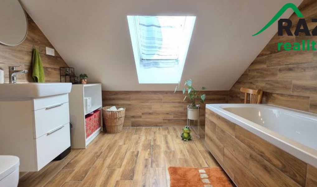 Prodej domu 165 m² s pozemkem 932 m², Tachov – náhled fotky 22
