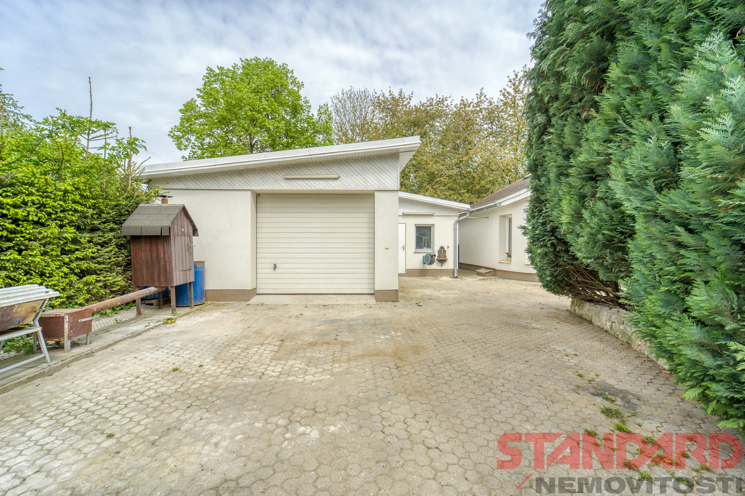 Prodej komerčního objektu (jiného typu) 207 m² — photo 3