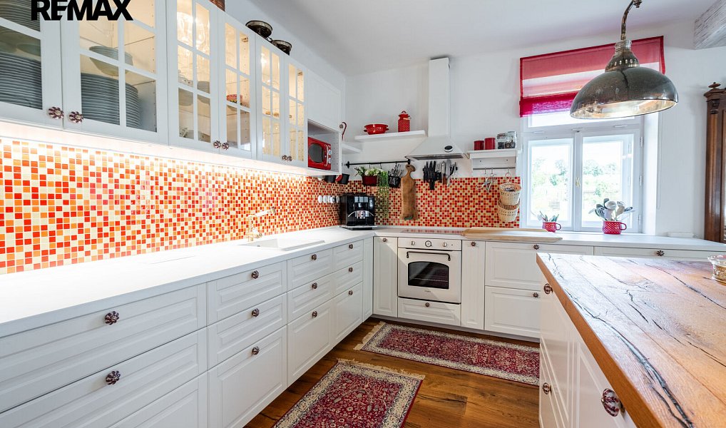 Prodej domu 310 m² s pozemkem 1 227 m², Bobrůvka – náhled fotky 7