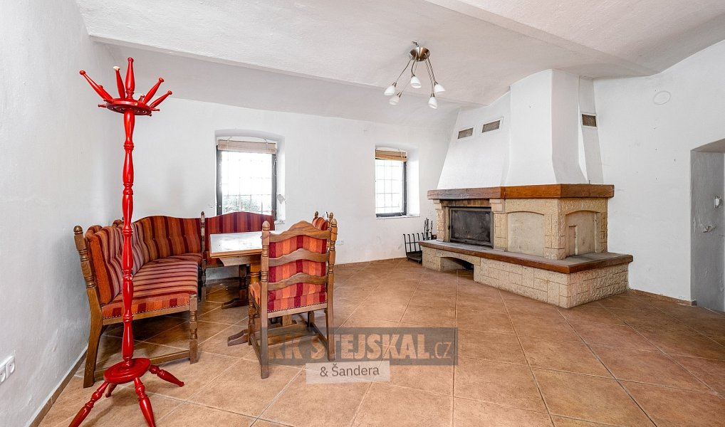 Prodej chaty/chalupy 430 m² s pozemkem 57 892 m², Brloh – náhled fotky 22