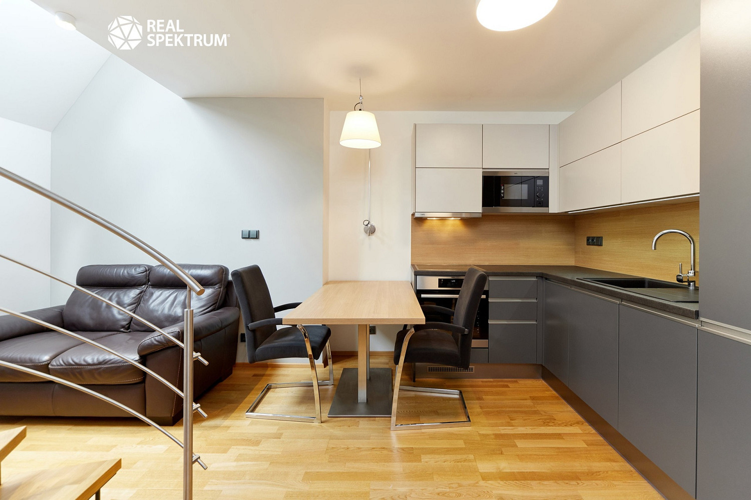 Pronájem bytu 2+kk 53 m² — photo 3