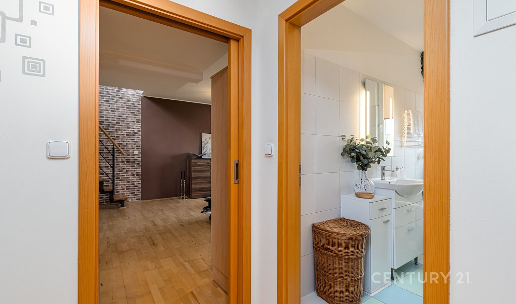 Pronájem bytu 2+kk 50 m², Praha – náhled fotky 4