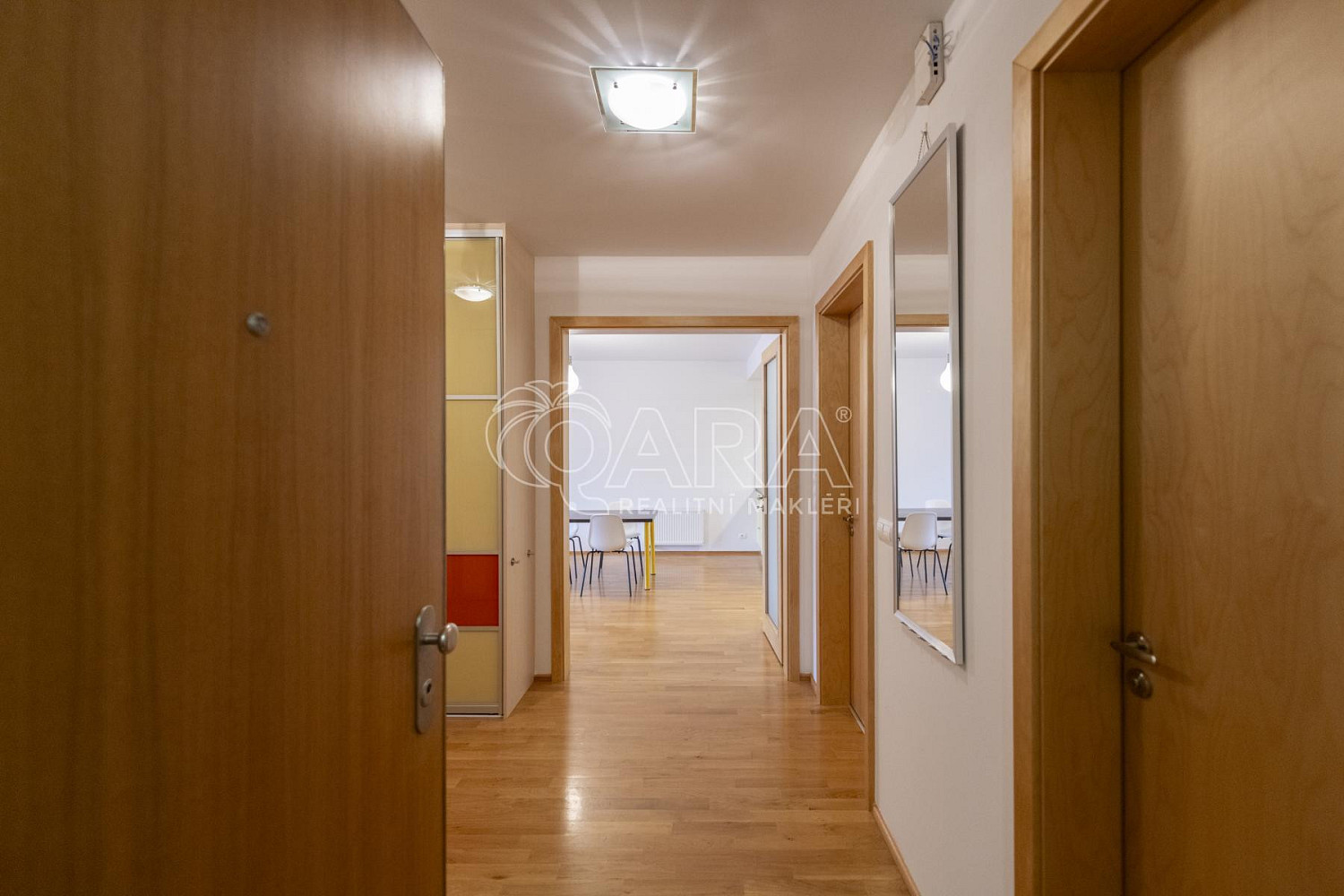 Pronájem bytu 2+kk 81 m² — photo 4