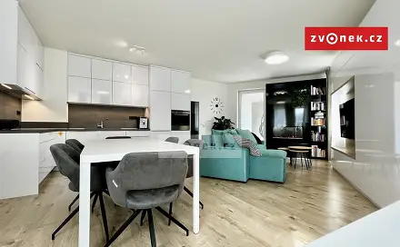 Prodej bytu 2+kk 66 m², třída Svobody, Zlín - Malenovice