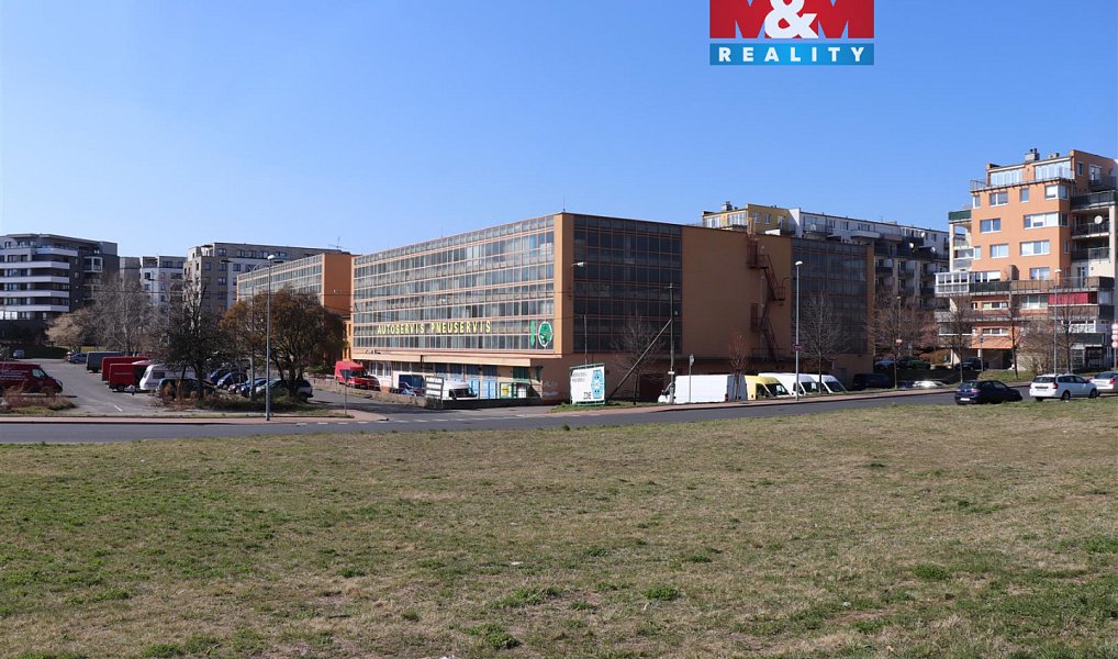 Prodej garážového stání, 18 m2, Praha, ul. Lovosická, Praha – fotka 1 z 7