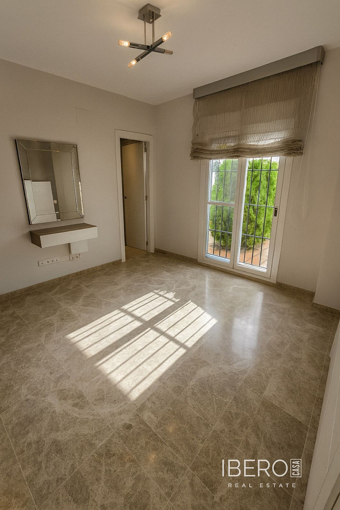 Piso 3+kk – Marbella, Nueva Andalucía - Vista 4