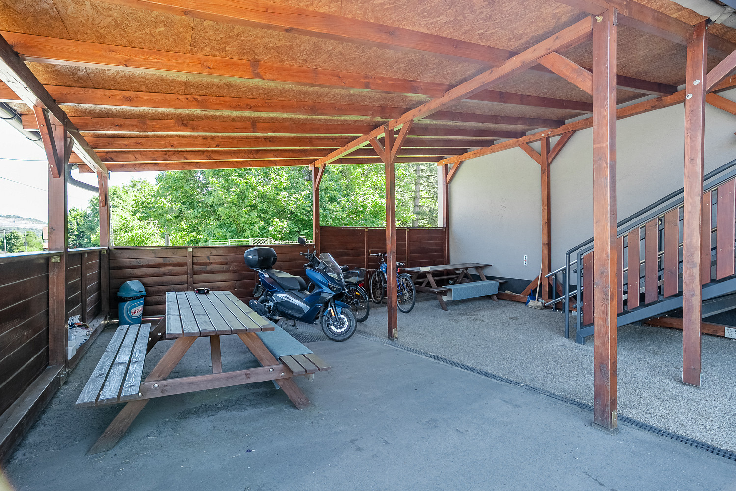 Prodej nájemního domu, činžáku 500 m² — photo 3