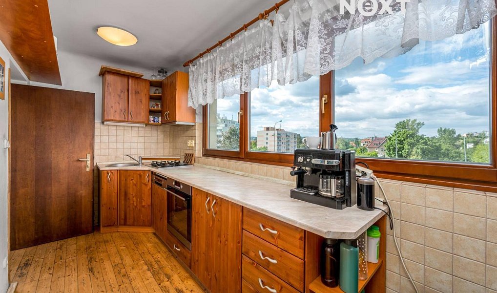Prodej domu 300 m² s pozemkem 1 330 m², Praha – náhled fotky 6