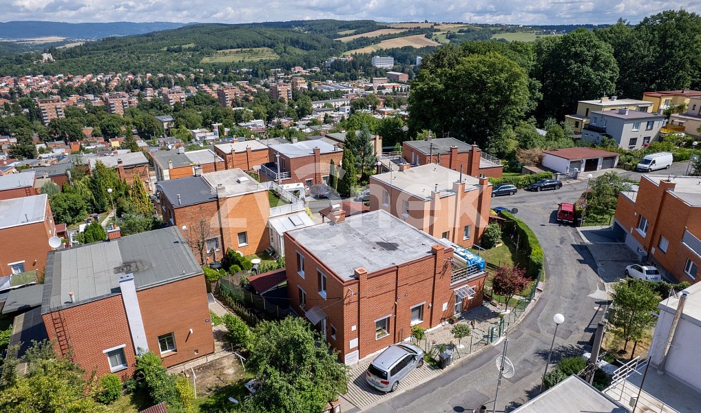 Prodej domu 76 m² s pozemkem 130 m², Zlín – náhled fotky 3