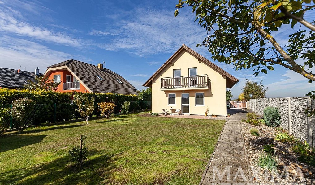 Prodej domu 88 m² s pozemkem 450 m², Větrušice – fotka 1 z 29