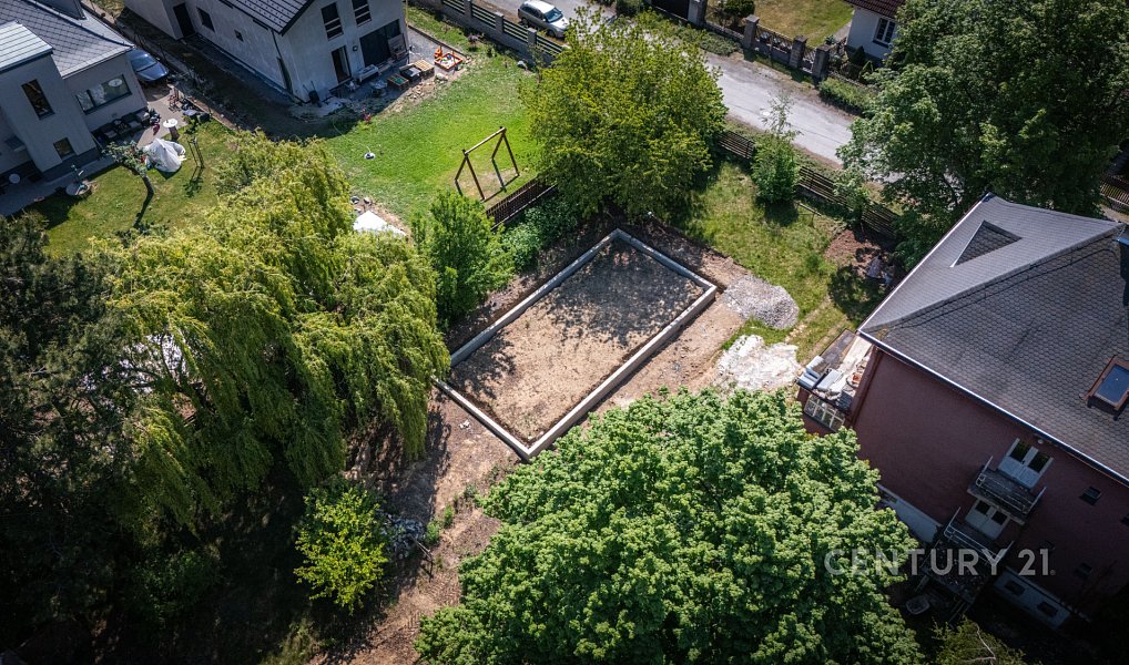 Prodej stavebního pozemku 877 m², Úvaly – náhled fotky 6