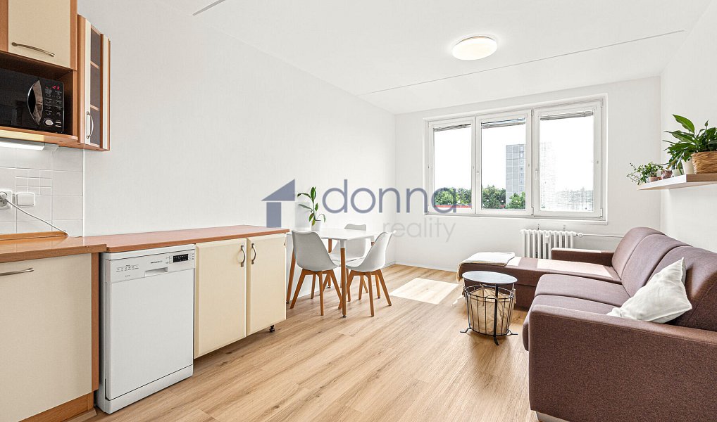 Pronájem bytu 2+kk, 41 m², Modřany - Praha 12, Praha
