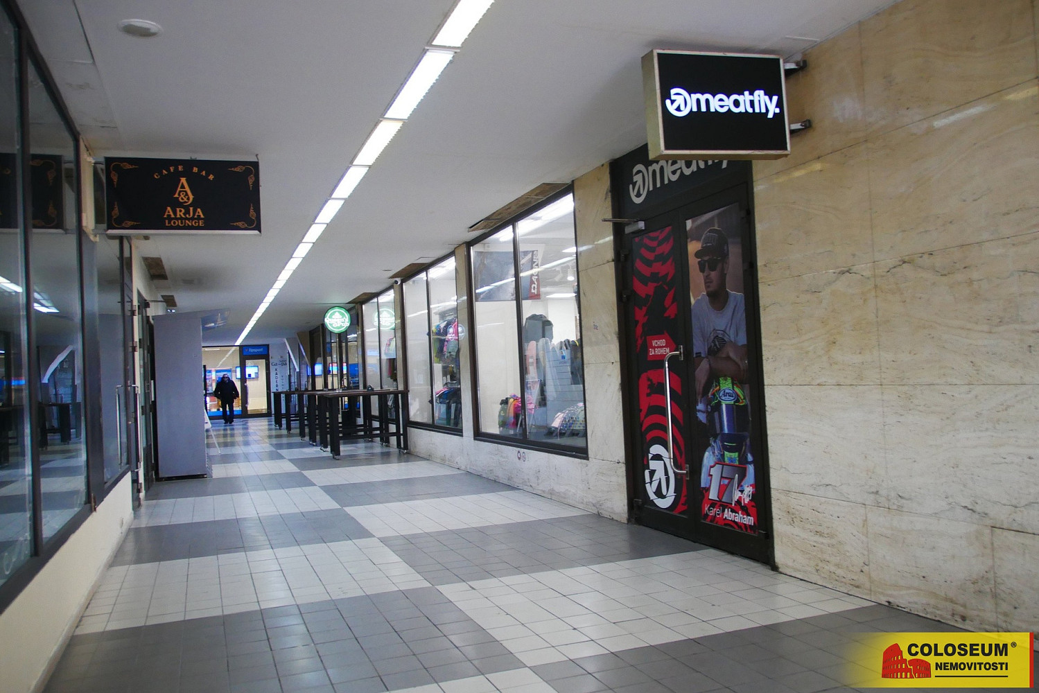 Pronájem obchodních prostor 75 m²