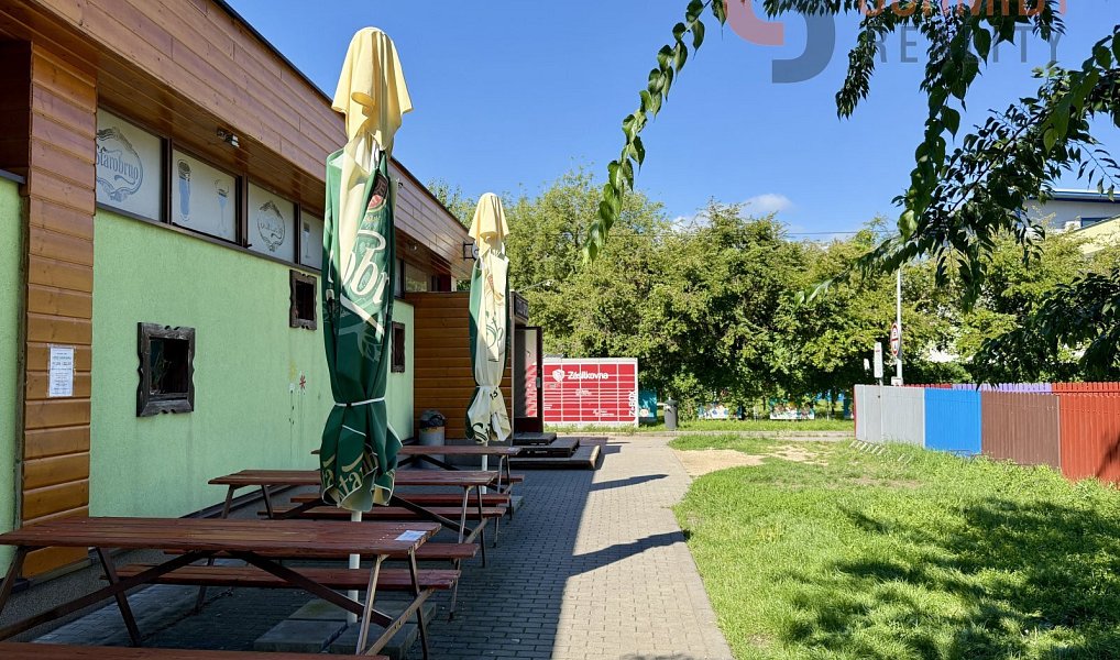 Pronájem obchodních prostor 350 m², Břeclav – fotka 1 z 12