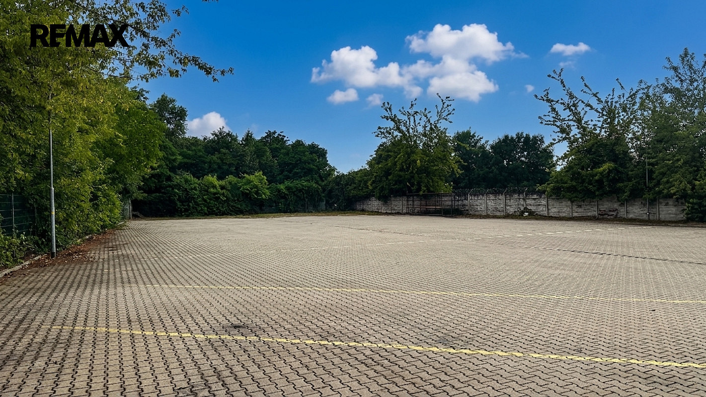 Pronájem komerčního objektu (jiného typu) 30 m² – fotografie 4