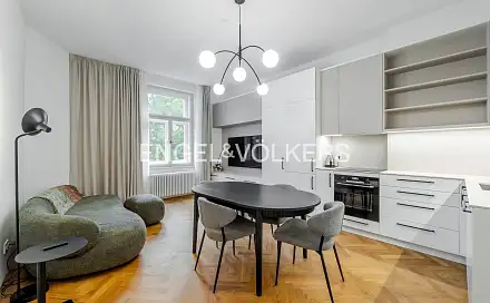Pronájem bytu 2+kk 60 m²