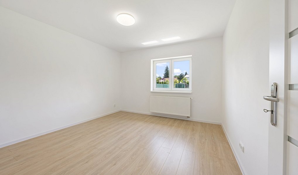 Prodej domu 107 m² s pozemkem 901 m², Mukařov – náhled fotky 17