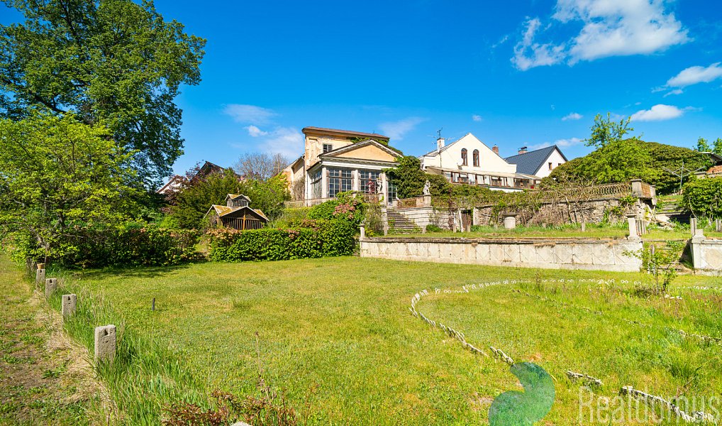 Prodej domu 322 m² s pozemkem 2 633 m², Jindřichův Hradec – náhled fotky 3