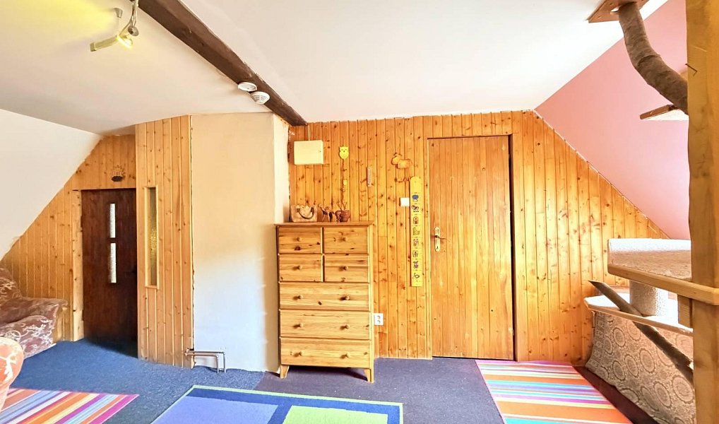 Prodej domu 200 m² s pozemkem 1 124 m², Klíny – náhled fotky 15