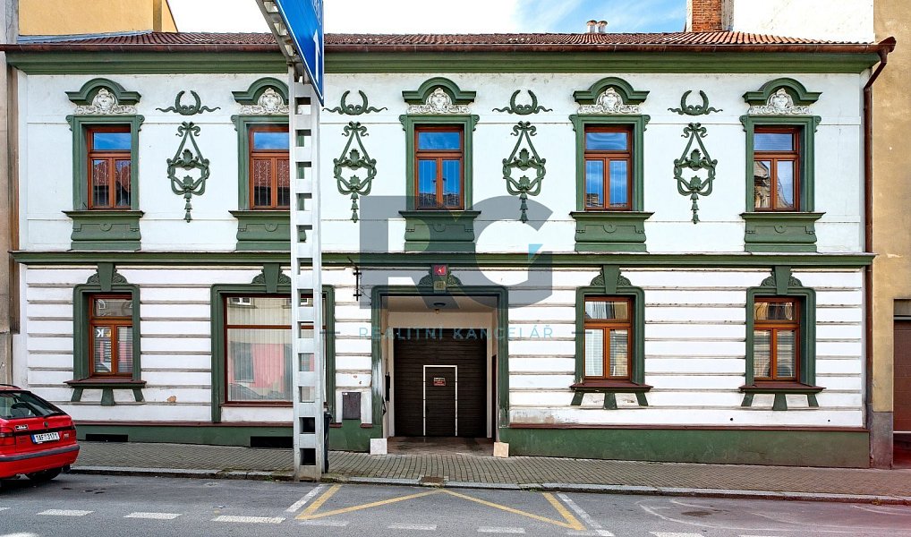 Prodej nájemního domu, činžáku 568 m², Písek – fotka 1 z 43