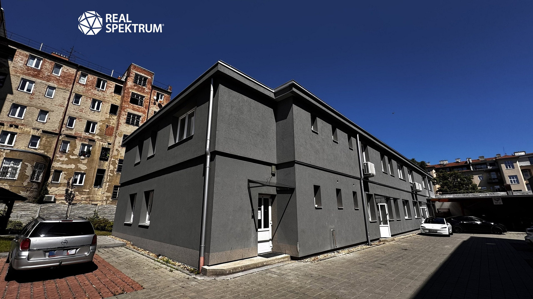 Pronájem kanceláře 125 m², Brno