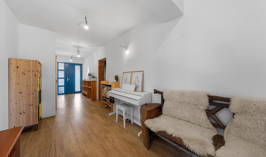Prodej domu 182 m² s pozemkem 1 107 m², Trnovany – náhled fotky 29